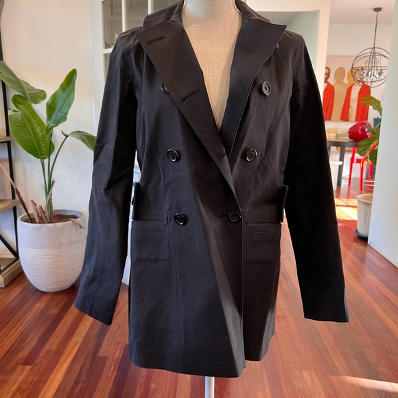 Classic Louis Vuitton Mackintosh Black Double-Breasted Women's Trench Coat - Picture 9 of 10